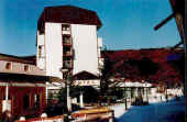 Hotel2.JPG (41020 bytes)